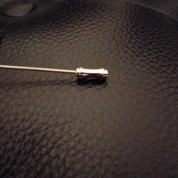 Hat Pin Stick Radiant Red Beads with Accents of Gold Decorations Length ~ 5.5' - Picture 7 of 10